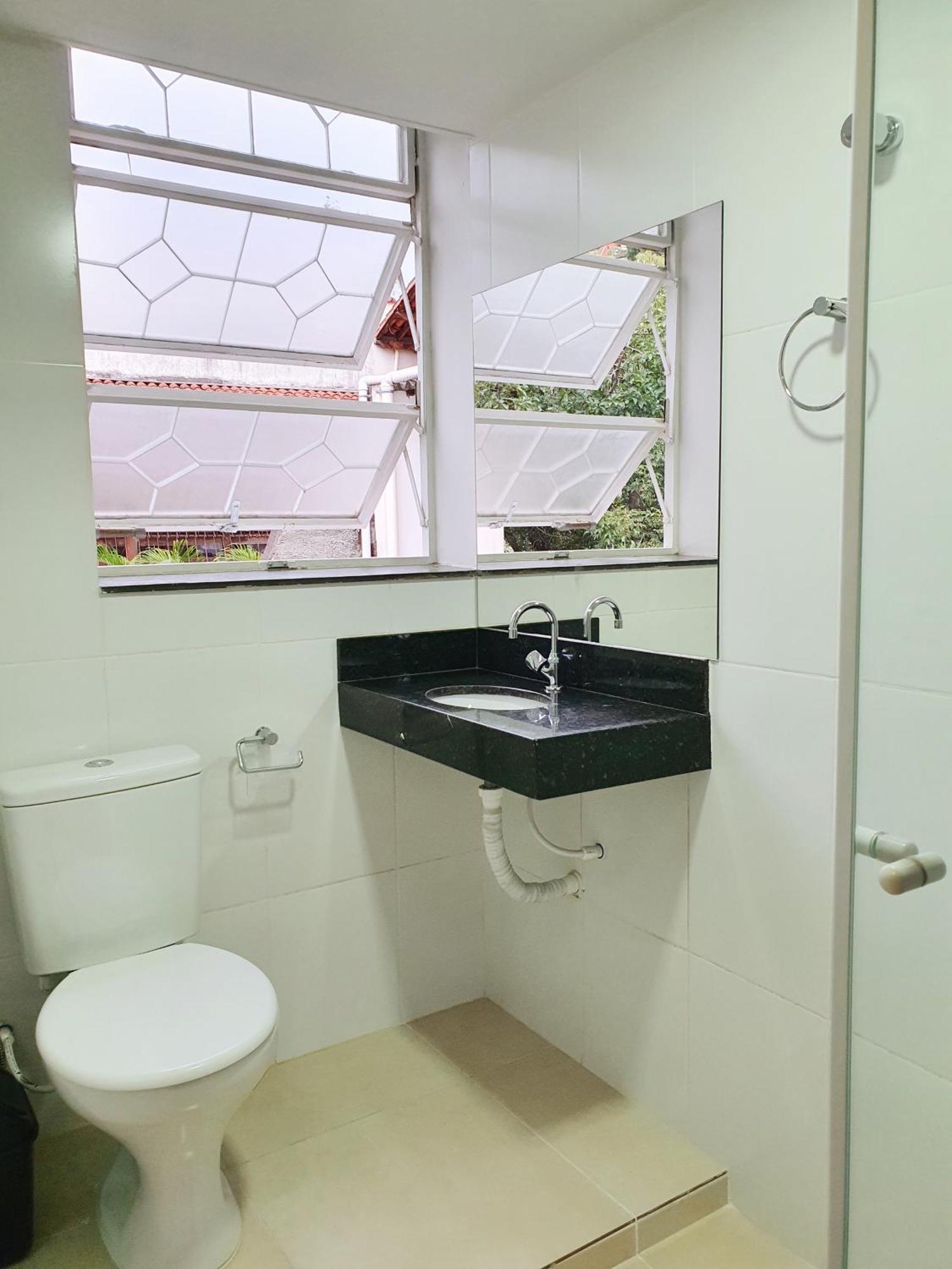 Отель Linda Casa - Alto Mangabeiras Белу-Оризонти Экстерьер фото